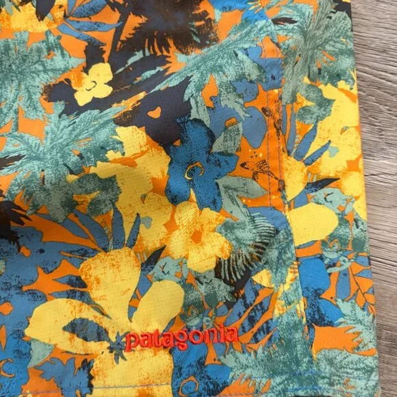 Patagonia Men's Swim 34 - Patagonia size 34 swim trunks - Picture 2 of 7